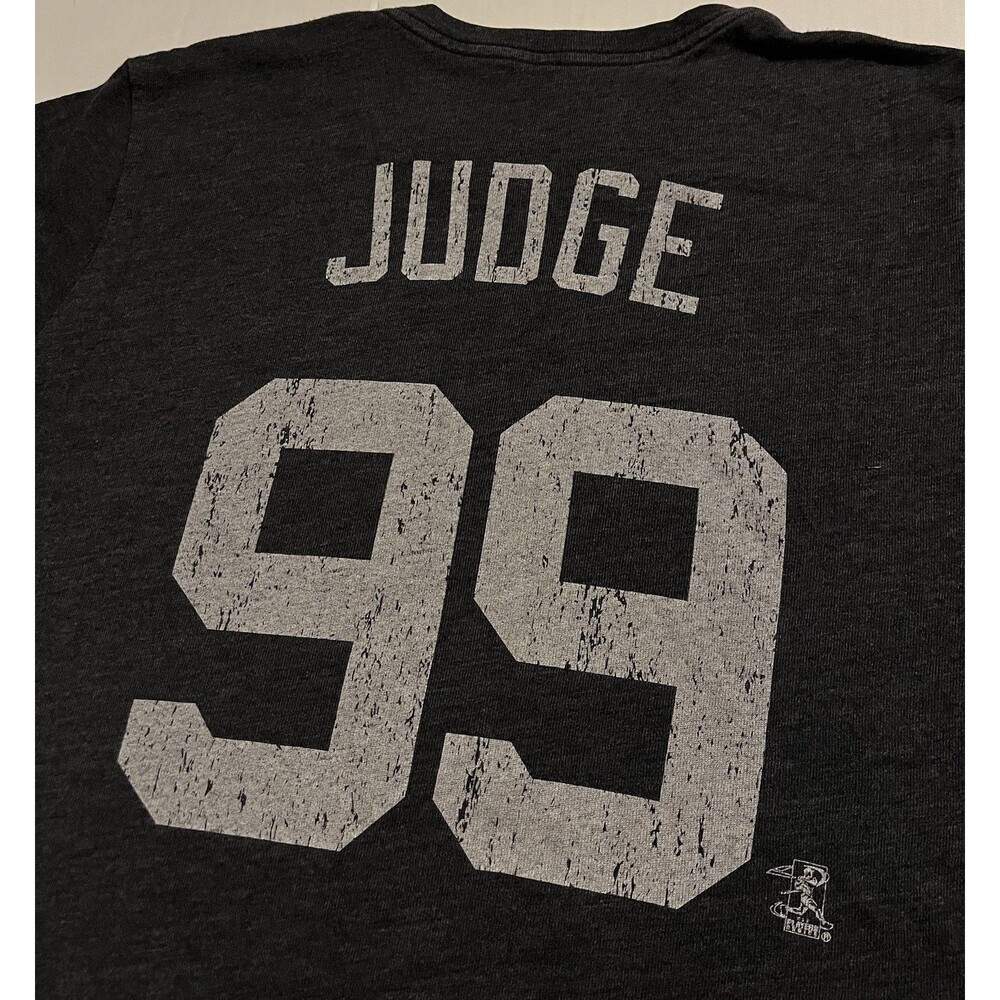 Majestic Threads New York Yankees Aaron Judge #99 MLB Gray T-Shirt MED Baseball